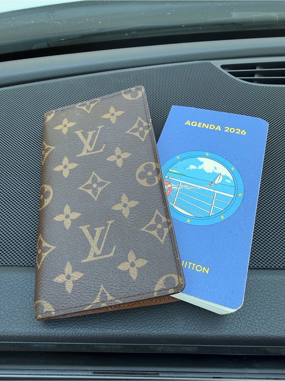 Louis Vuitton Monogram pocket Agenda with 2026 inserts